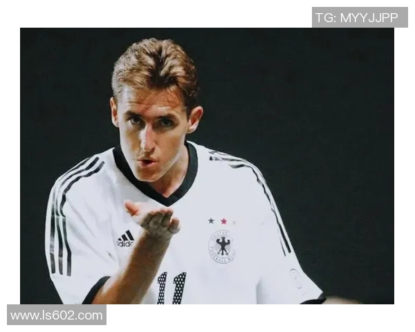 足球明星10号的传奇之路与背后的故事揭秘 足球明星10号的传奇之路与背后的故事揭秘